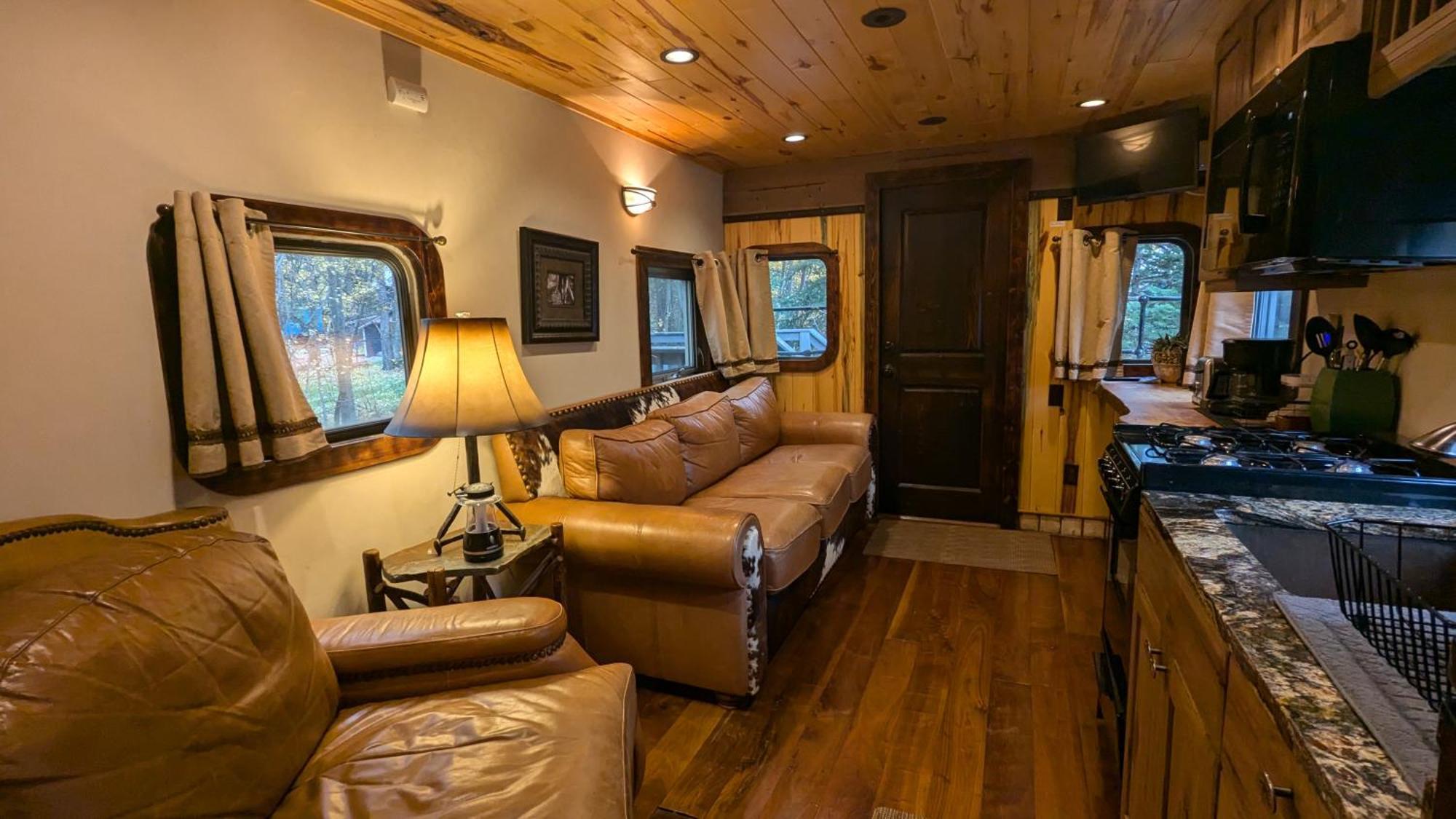 Essex Loge Glacier National Park חדר תמונה